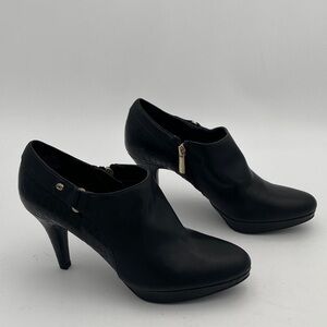 Bandolino Black Heeled Bootie women 8M Casual leather animal print casual office